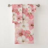 Soft Dusty Rose & Gold Flowers Towel Personalized Bad Handdoek (Insitu)