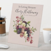 Soft Florals Celebration of Life Reclamebord Met Voetstuk (Insitu)