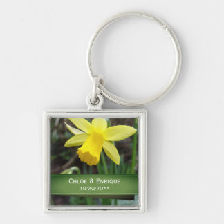 Soft Focus Daffodil Personalized Weddenschap Sleutelhanger