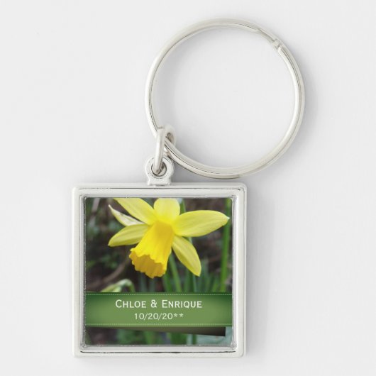 Soft Focus Daffodil Personalized Weddenschap Sleutelhanger (Voorkant)