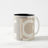 Soft Geometric Blocks – Simple and Sleek Tweekleurige Koffiemok (Voorkant rechts)