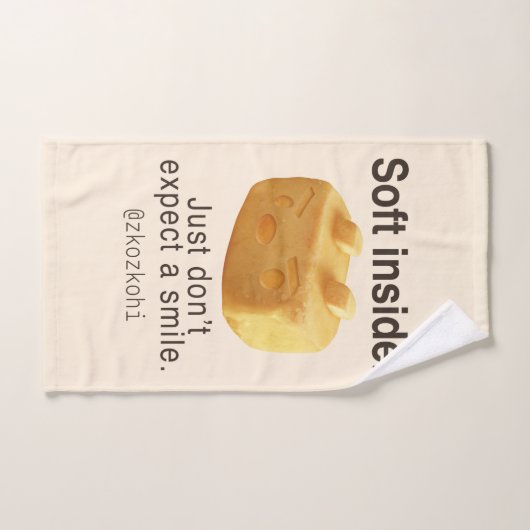 Soft Inside: Iron T Pineapple Cake Funny Quote Art Handdoek (Handdoek)