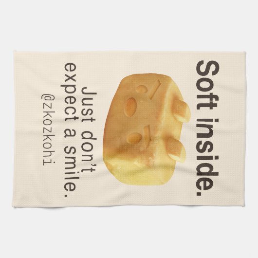 Soft Inside: Iron T Pineapple Cake Funny Quote Art Theedoek (Horizontaal)