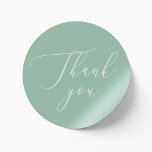 Soft Mint Green Wedding | Kalligrafie Dank u Ronde Sticker<br><div class="desc">Zeg dank u met frisse, verfijnde stijl met behulp van deze elegante ronde bruiloft sticker in zacht mintgroen. Met sierlijke kalligrafie en een strakke minimalistische lay-out, voegt deze sticker een subtiel vleugje charme toe aan uw huwelijksgunsten, enveloppen of cadeauverpakkingen. De gedempte toon combineert de zachtheid van munt met de warmte...</div>