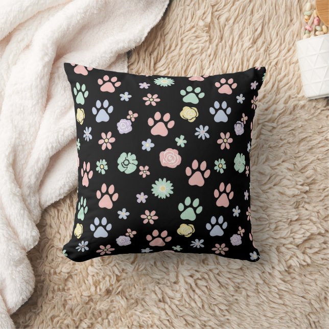 Soft Pastel Paw Prints and Flowers Pattern  Kussen (Deken)