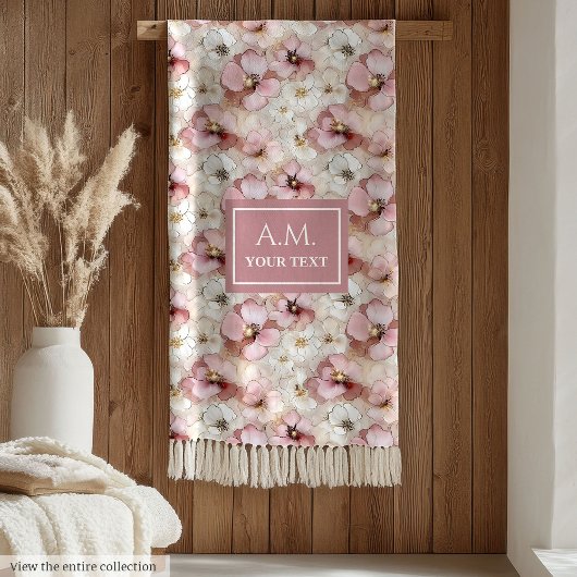 Soft Pastel Pink Delicate Floral Custom Name Throw Fleece Deken
