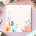 Soft Pastel Waterverf Floral Gepersonaliseerde naa Notitieblok<br><div class="desc">Omarm de schoonheid van een voorjaarstuin met dit elegante, gepersonaliseerde notitieblok. Het ontwerp is voorzien van een delicate opstelling van waterverf in zachte pasteltinten van roze, geel, blauw en groen. De bloemen en gebladerte creëer een zacht, framing effect. Voeg uw eigen aangepaste tekst toe om van dit notitieblok een uniek...</div>