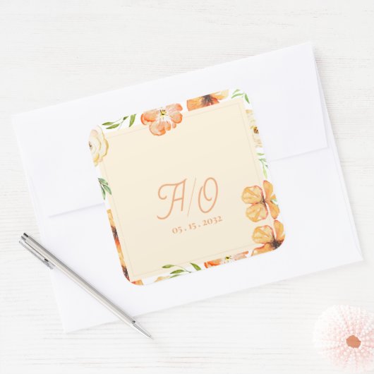 Soft Peach Garden Floral Monogram Wedding Vierkante Sticker (Envelop)