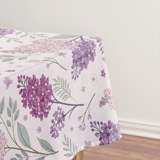 Soft Pink and Purple Lilac Floral Pattern   Tafelkleed (Voorbeeld)