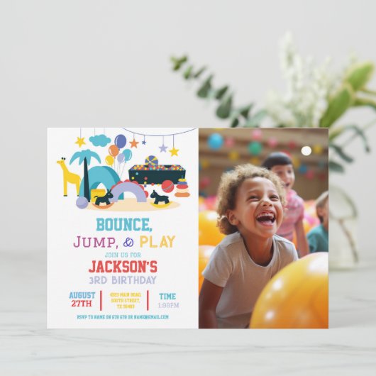 Soft Play Bounce Jump Verjaardagsfeestuitnodiging Kaart (Staand voorkant)