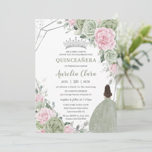 Soft Sage Green Pink Floral Silver Quinceañera Kaart (Staand voorkant)