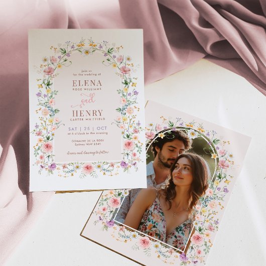 Soft Spring Wildflower Sprookjeshuwelijksfoto Kaart