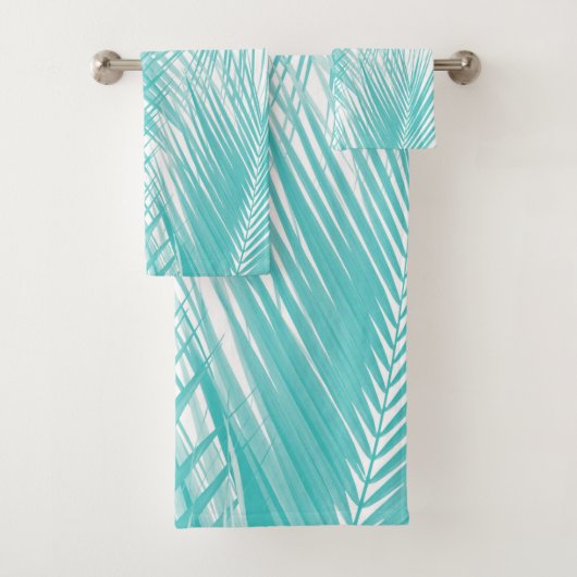 Soft Turquoise Palm Leaves Dream Cali Summer 3 Bad Handdoek (Insitu)