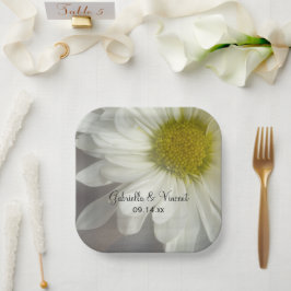 Soft White Daisy on Grey Wedding Papieren Bordje