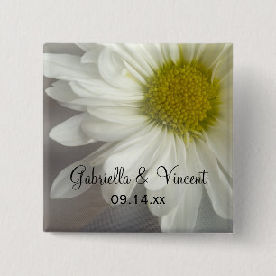 Soft White Daisy on Grey Wedding Vierkante Button 5,1 Cm