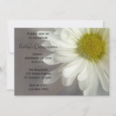 Soft White Daisy Quinceanera Uitnodiging (Voorkant)