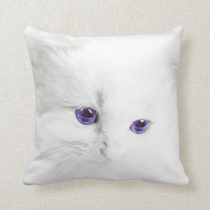 Soft White Kitten met Paarse ogen Kussen