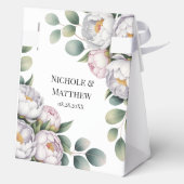 Soft White Peony with Eucalyptus Leaves Wedding Bedankdoosjes (Achterkant)