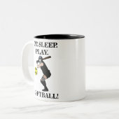 Softbal Sportspeler Tweekleurige Koffiemok (Voorkant links)
