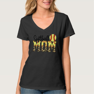 Softball en mam Red Heart met luipaard voor moeder T-shirt