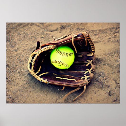 Softball Glove Poster (Voorkant)