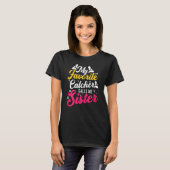 Softball Graphic Vrouwen Zusters Softbal Catcher T-shirt (Voorkant volledig)