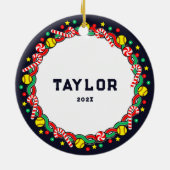 Softball Holiday Gift Keramisch Ornament (Achterkant)