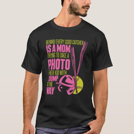 Softball Mom Pitcher Batter Catcher Softball T-shirt (Voorkant)