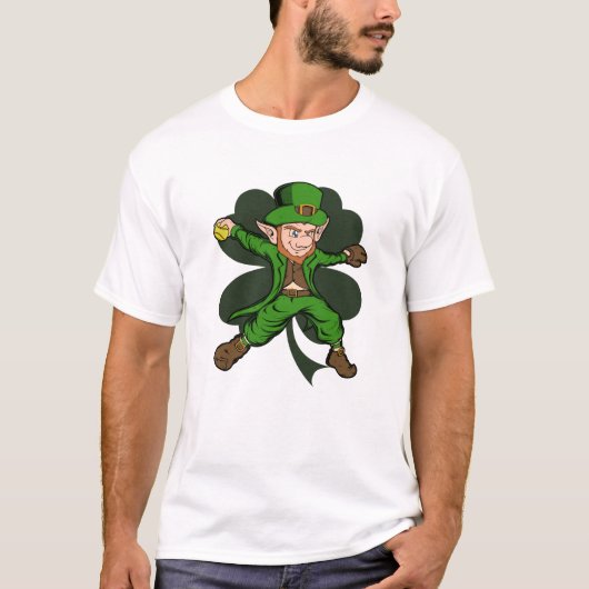 Softball Pitcher Leprechaun St. Patrick's Day T-shirt (Voorkant)