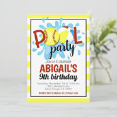 Softball Pool Party Verjaardag uitnodiging (Staand voorkant)