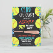 Softball Waterslide Verjaardagsfeestuitnodiging Kaart (Staand voorkant)