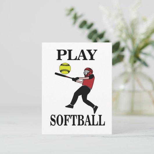 Softbalspeler speelt softbal briefkaart (Staand voorkant)