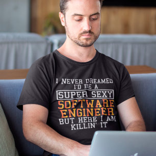 Software Engineer heeft nooit gedacht aan grappige T-shirt