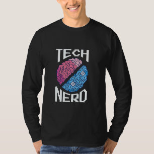 Software engineers voor computertechnologie die no t-shirt