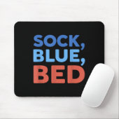 Sok Blauw Bed Grappige Meme _1 Muismat (Met muis)