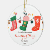Sokken Kerstmis als een gezin van drie jaar Keramisch Ornament (Links)