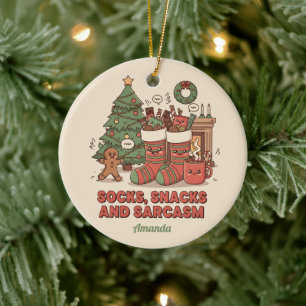 Sokken Snacks en Sarcastische Grappige Kerst Ornam Keramisch Ornament