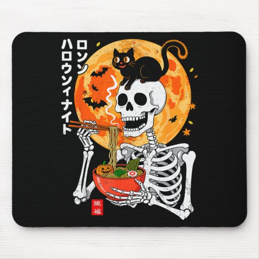 Soky Skeleton Eating Ramen Bowl With Cat Halloween Muismat (Voorkant)