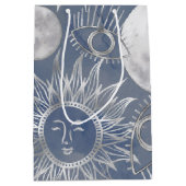 Solar Mystique | Dusty Blue Silver Moon Stars Sun Medium Cadeauzakje (Voorkant)
