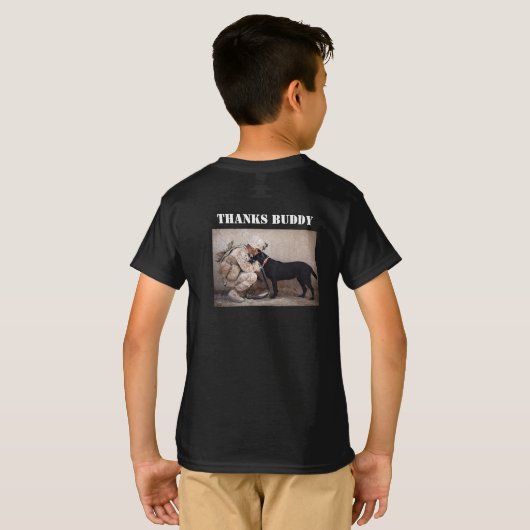 Soldaat in Fatigues met Zijn militaire hond T-Shir T-shirt (Achterkant volledig)