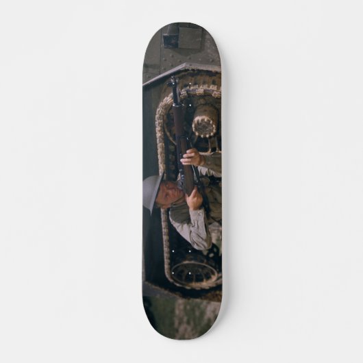 Soldaat Kneeling van de Tweede Wereldoorlog met Ga Skateboard (Voorkant)