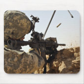 soldaat zet vijandelijke troepen in muismat (Voorkant)