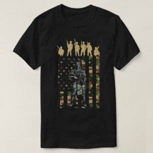 Soldaten en Vrijheidsbeeld T-shirt