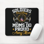 Soldaten haperen niet, maar Moms doen de moeder va Muismat<br><div class="desc">Soldaten haperen niet,  maar Moms doen de moeder van het leger</div>