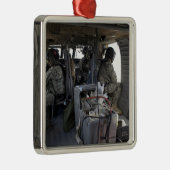 soldaten letten op gevaren metalen ornament (Rechts)