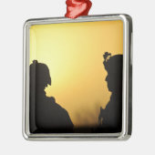 soldaten metalen ornament (Links)