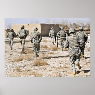 soldaten reageren op een aanval met handvuurwapens poster