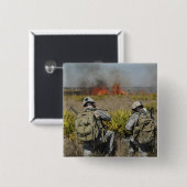 Soldaten roepen informatie in vierkante button 5,1 cm (Voorkant /achterkant)