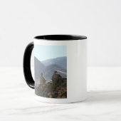 soldaten voeren communicatieapparatuur uit mok (Voorkant links)