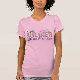 Soldier roept me prinses t-shirt